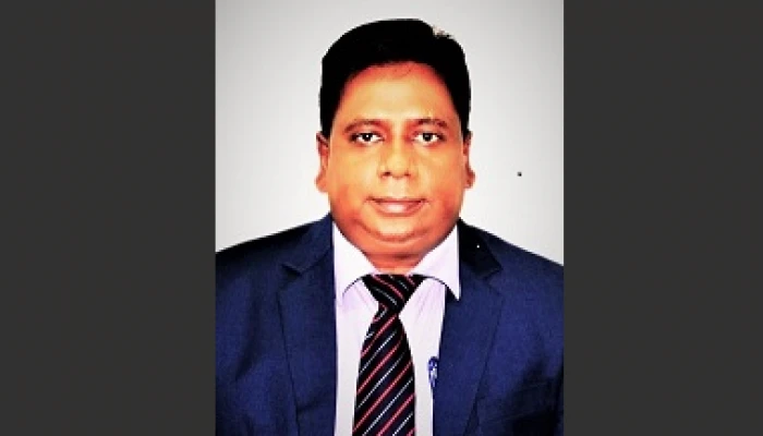 সড়ক দুর্ঘটনায় শিক্ষা মন্ত্রণালয়ের উপসচিব ফরহাদ নিহত