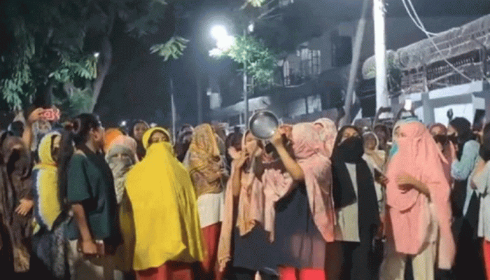 ইডেন কলেজে রাজনীতি বন্ধে ‘গুপ্ত রাজনীতির’ অভিযোগ