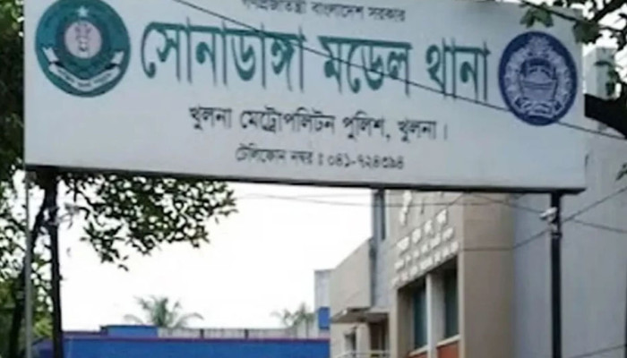 খুলনায় বসতঘর থেকে এক পরিবারের ৩ জনের মরদেহ উদ্ধার