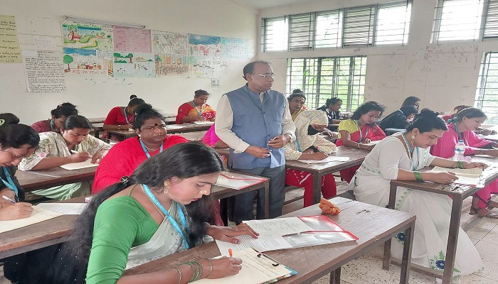 অন্তর্ভুক্তিমূলক শিক্ষায় বাউবি তৃতীয় লিঙ্গের শিক্ষার্থীদের পাশে বাংলাদেশ উন্মুক্ত বিশ্ববিদ্যালয় : উপাচার্য