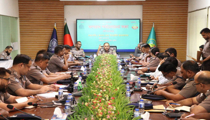 গাজীপুর মেট্রোপলিটন পুলিশের কল্যাণ এবং অপরাধ পর্যালোচনা সভা অনুষ্ঠিত
