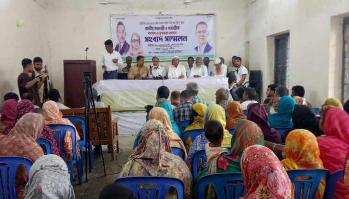 ​প্রধানমন্ত্রীকে অভিনন্দন জানিয়ে বিড়ি শ্রমিক ফেডারেশনের সংবাদ সম্মেলন
