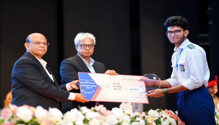​বিজ্ঞান অলিম্পিয়াডে পীরগঞ্জের কাব্যের শ্রেষ্ঠত্ব অর্জন