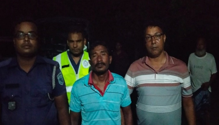 ​দেবীগঞ্জে শিশুকে ধর্ষণের অভিযোগে প্রতিবেশী গ্রেপ্তার