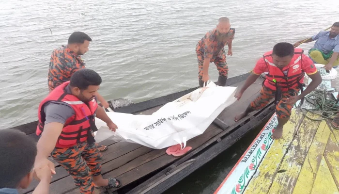 নিকলী হাওরে নিখোঁজ পর্যটকের মরদেহ ভাসছিল ২ কিলোমিটার দূরে