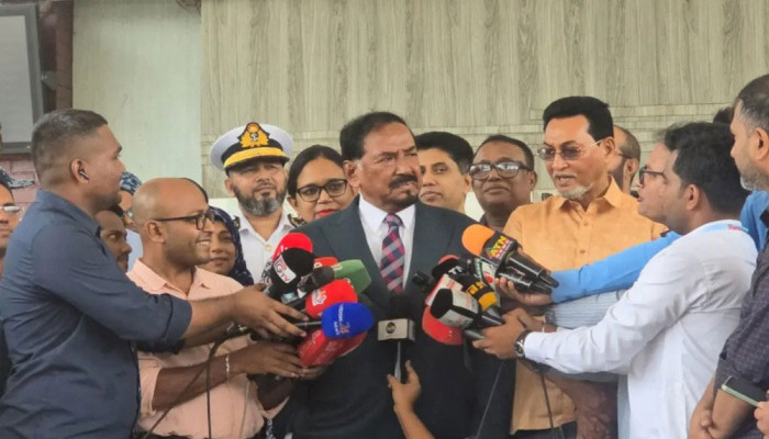 রাষ্ট্রপতির পদত্যাগের বিষয়ে  কিছু জানা নেই , চিকিৎসা শেষ হওয়ায় দেশে ফিরছি