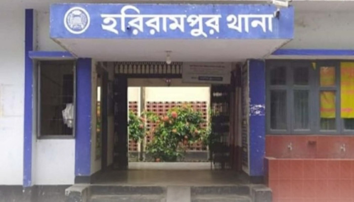 ​মানিকগঞ্জে প্রতিবন্ধী তরুণীকে ধর্ষণের অভিযোগ-টাকার বিনিময়ে ঘটনা ধামাচাপা দেওয়ার চেষ্টা