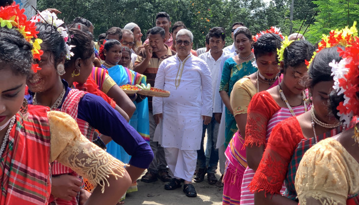 ​বৃক্ষরোপণ শুধু কর্মসূচি নয়, ভবিষ্যৎ প্রজন্মের প্রতি আমাদের দায়িত্ব : এমপি মিলন