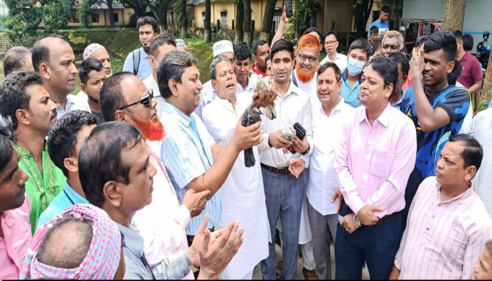 ​দিনাজপুরে বাল্যবিবাহ-শিশুশ্রমমুক্ত উপজেলা গড়ার ঘোষণা এমপি জাহাঙ্গীরের
