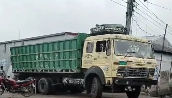 ​কুষ্টিয়ায় ১২ টন চিনি উদ্ধার : গ্রেফতার ৪