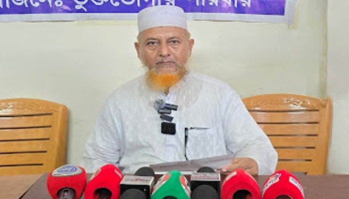 ​ব্ল্যাকমেইলিং করে মাদরাসা শিক্ষকের ভিডিও ধারণ