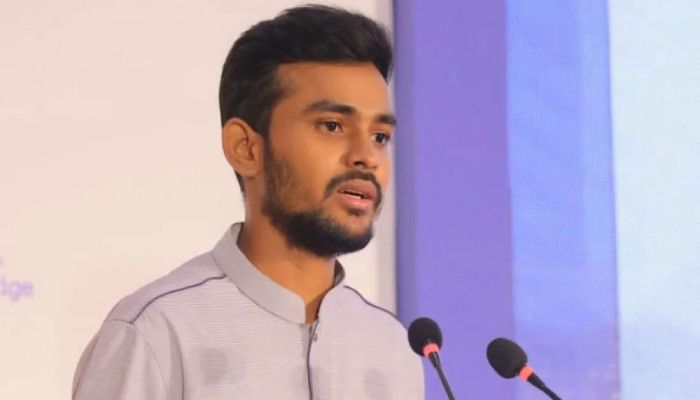 অনুসন্ধানে বিদেশে কিছু পেলে আমাকে শুধু ১০ পারসেন্ট দিয়েন: আসিফ মাহমুদ