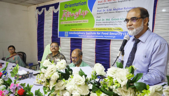 ​নিরাপদ খাদ্যের লড়াইয়ে দক্ষ জনবল গড়ছে বাকৃবি
