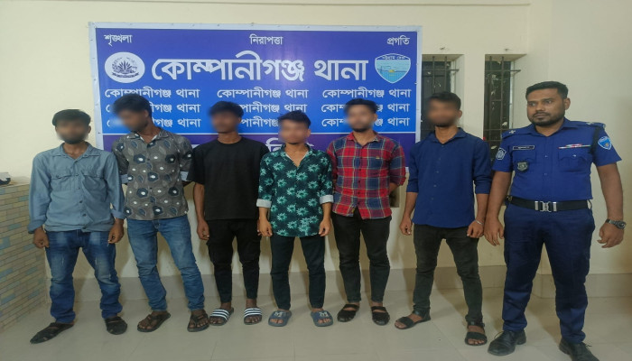 ​নোয়াখালীতে কিশোর গ্যাংবিরোধী অভিযানে আটক ১১০৬