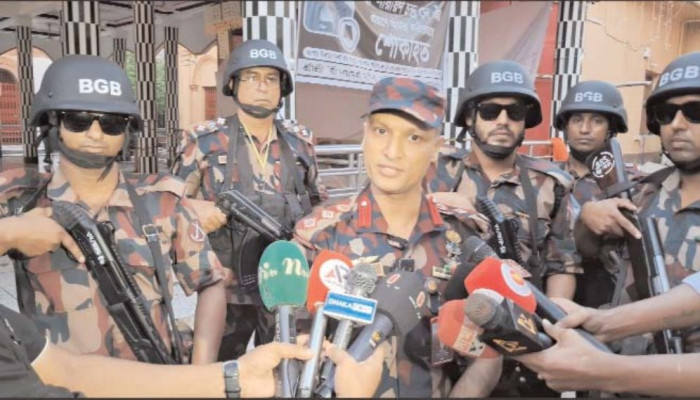 জামালপুরে ২২৭ দূর্গাপূজার নিরাপত্তায় ৩৫ বিজিবি