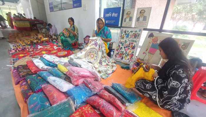 ​সোনারগাঁয়ে শুরু হয়েছে আট দিনব্যাপী লালন কারুমেলা