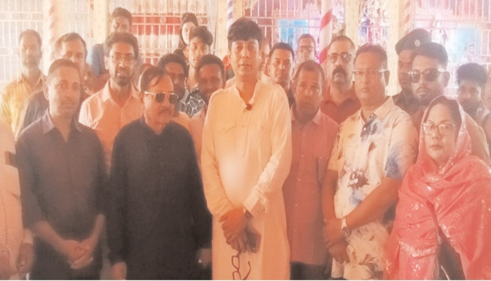 এ বছর আনন্দ উৎসব বেশি- পূজা মন্ডপ পরিদর্শনকালে কপিল কৃষ্ণ মন্ডল