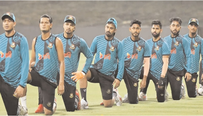 বিসিবির নতুন টুর্নামেন্টের নিলামে ক্রিকেটাররা কে কোন ক্যাটাগরিতে